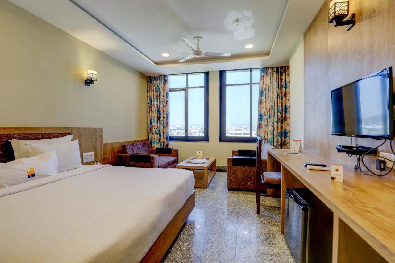 Hotel Shree Nanda Удайпур Экстерьер фото