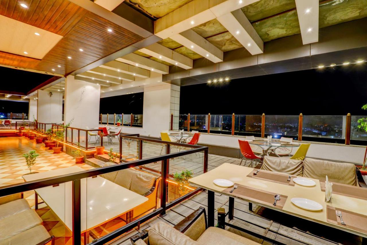 Hotel Shree Nanda Удайпур Экстерьер фото