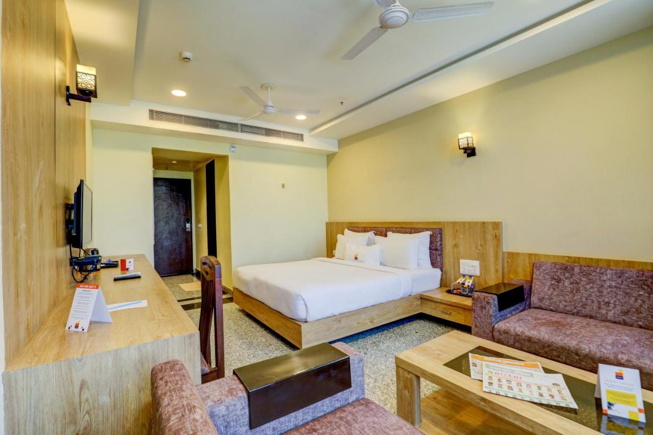Hotel Shree Nanda Удайпур Экстерьер фото