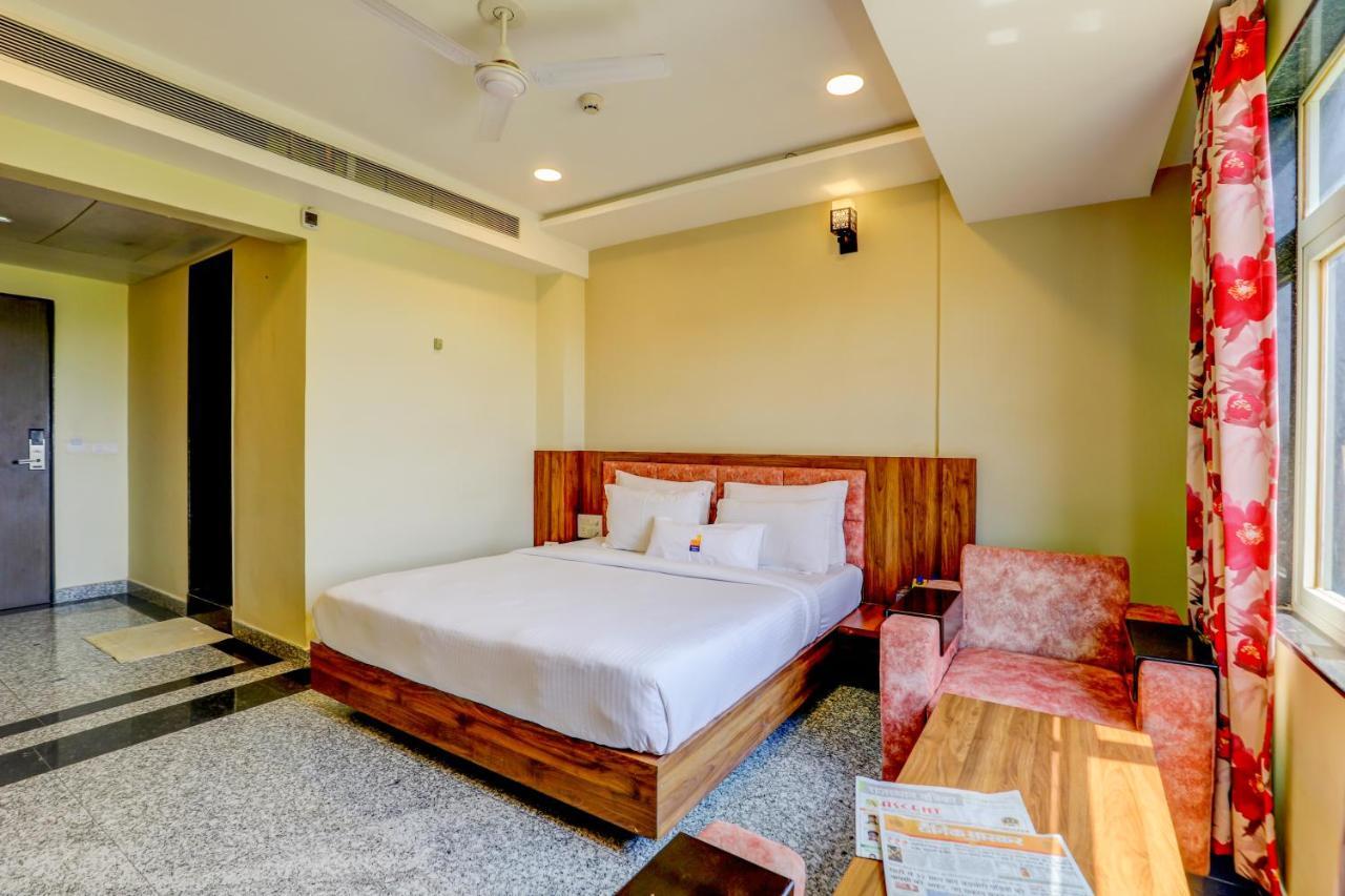 Hotel Shree Nanda Удайпур Экстерьер фото