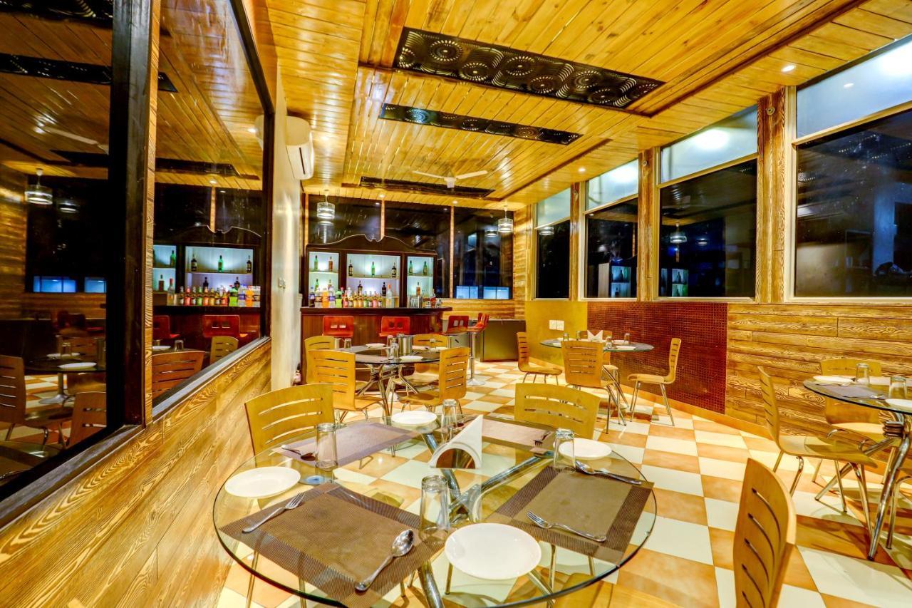 Hotel Shree Nanda Удайпур Экстерьер фото