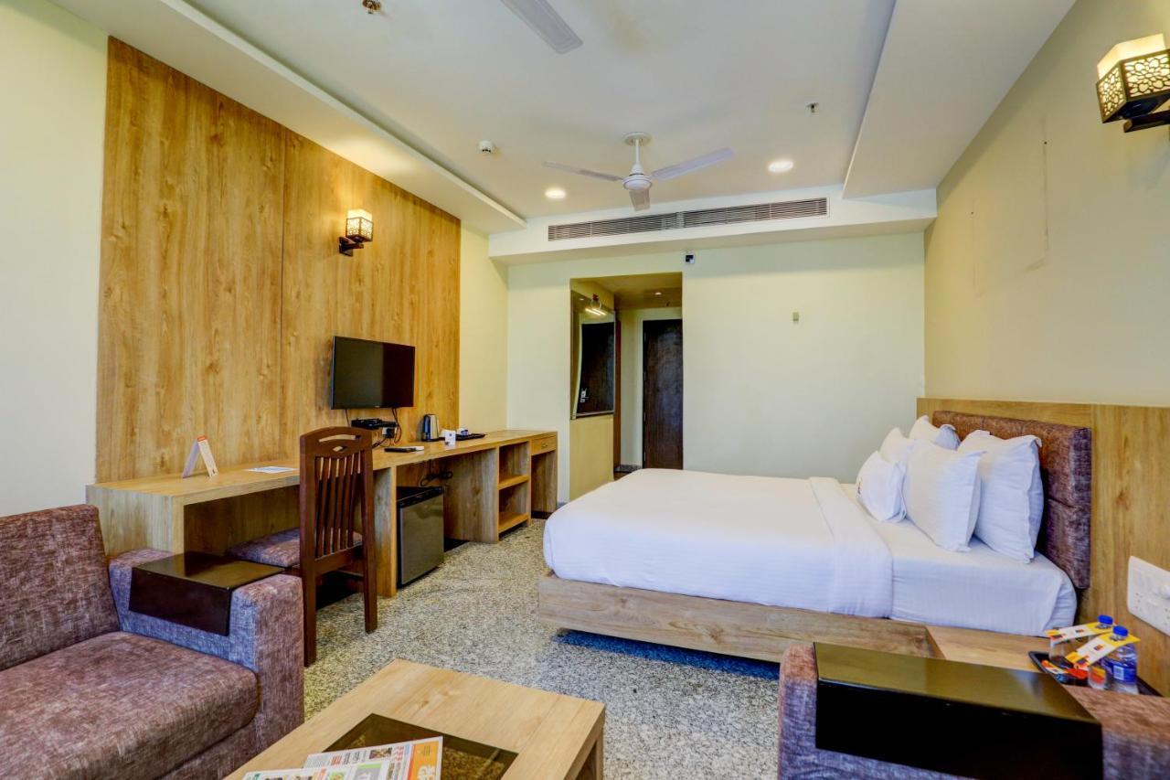 Hotel Shree Nanda Удайпур Экстерьер фото